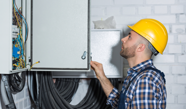 Residential Electrician: What You Need to Know About Federal Pacific Electrical Panels
